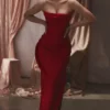 Adrienne Scarlet satijnen strapless avondjurk