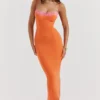 Aiza Flame oranje maxi-jurk