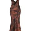 Alaina antiek koperkleurige maxi-jurk met schuine snit