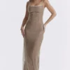 Alondra Cafe Au Lait maxi-jurk met kralen – Limited Edition