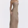 Alondra Cafe Au Lait maxi-jurk met kralen – Limited Edition