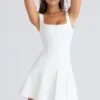 Amelie Vintage ivoorkleurige stretch crêpe mini-jurk