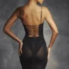 Amirah zwarte midi-jurk met kristallen versiering