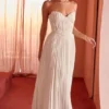Amorata ivoorkleurige geplooide maxi-jurk