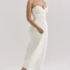 Amorata ivoorkleurige geplooide maxi-jurk
