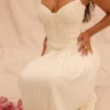 Amorata ivoorkleurige geplooide maxi-jurk