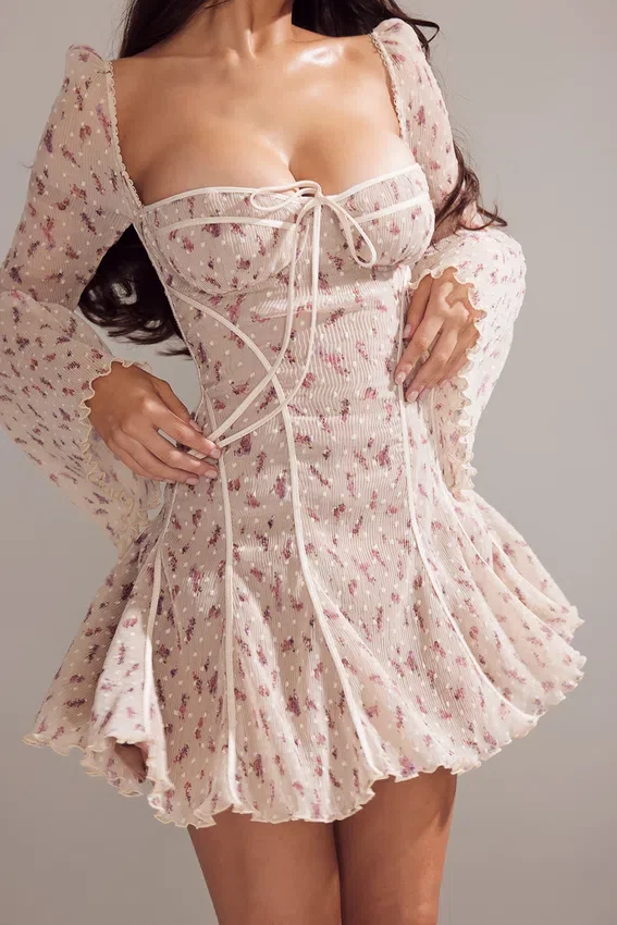 Analissa Vintage crèmekleurige mini-jurk met rozenprint als onderdeel van het Korsetten-korset