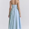 Audrey Toscaans blauwe strapless midi-zomerjurk