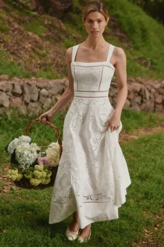 Ava witte midi-jurk van stretchkatoen met broderie anglaise