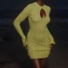 Aziza Pistachio mini-jurk met lange mouwen