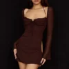 Baby Chocoladebruine Chiffon Mini-Halterjurk met Uitsnijdingen