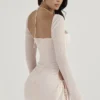Baby Pink Quartz Chiffon Cutout Halter Mini Jurk
