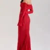 Belle rode off-shoulder maxi-jurk met bloemenkant