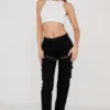 Breanna zwarte cargo-broek met vetersluiting