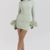 Camilla Pistachio mini-jurk met ruches aan de manchetten
