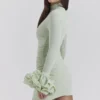 Camilla Pistachio mini-jurk met ruches aan de manchetten