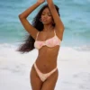 Capri bikinibroekje met bloemenprint en hoge pijpen als onderstukken