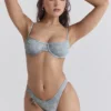 Capri blauw paisley bikinibroekje met hoge pijpen als onderstuk
