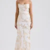 Capriana witte & gouden jacquard satijnen avondjurk