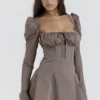 Carlina Mocha mini-jurk met lange mouwen