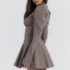 Carlina Mocha mini-jurk met lange mouwen