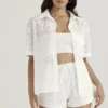 Carrie wit broderie anglaise overhemd