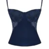 Cecilie marineblauwe satijnen cami-top met kant