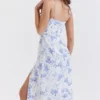 Charlotte blauwe midi-jurk met korset en print