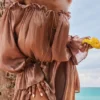 Chaya Hazelnut Off-Shoulder Jurk