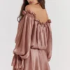 Chaya Hazelnut Off-Shoulder Jurk