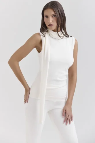 Clementine ivoorkleurige kasjmier gedrapeerde tanktop en sjaal