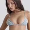 Corsica blauwe bikini-top met paisleyprint en ruches