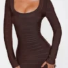 De OG Chocolat maxi-jurk met lange mouwen en bandage-effect