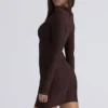 De Super Plunge Chocolate mini-bandagejurk met lange mouwen