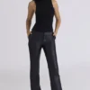 Dina zwarte rugloze top