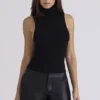 Dina zwarte rugloze top