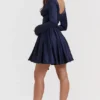 Dominique marineblauwe mini-jurk met diep decolleté