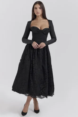 Duchess Zwart kanten Korsetten, Rokken en Bolero’s