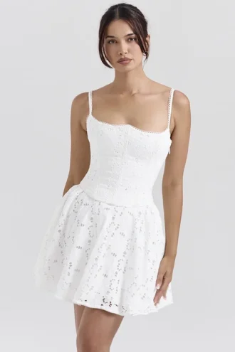 Elara witte mini-jurk met broderie anglaise