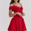 Elida Scarlet mini-jurk met blote schouders