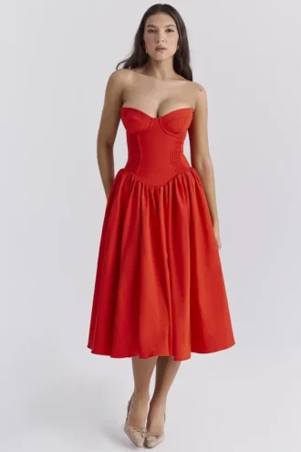 Elizabeth Italiaanse Tomato strapless midi-zomerjurk