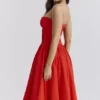 Elizabeth Italiaanse Tomato strapless midi-zomerjurk