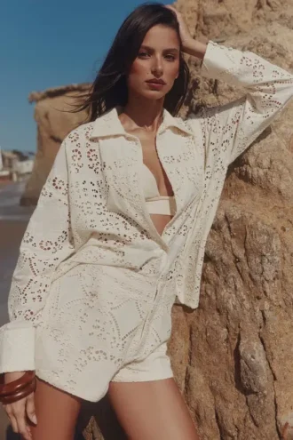 Eman witte katoenen Short met broderie anglaise