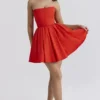 Emmanuela Italiaanse tomatenkleurige strapless geplooide mini-jurk
