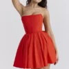 Emmanuela Italiaanse tomatenkleurige strapless geplooide mini-jurk