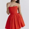 Emmanuela Italiaanse tomatenkleurige strapless geplooide mini-jurk