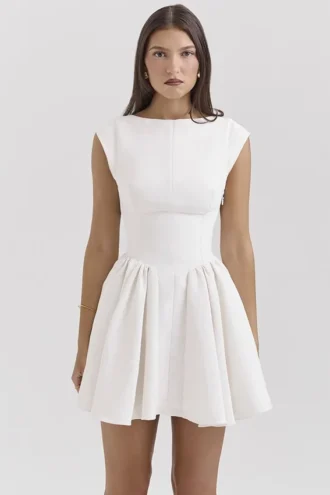 Enchant witte mini-jurk met open rug