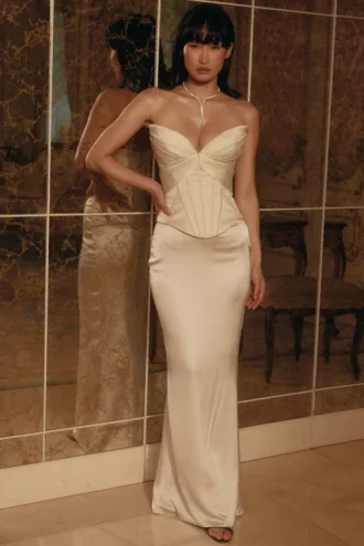 Eve ivoorkleurige satijnen korset maxi-jurk – Limited Edition