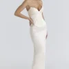 Eve ivoorkleurige satijnen korset maxi-jurk – Limited Edition