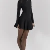 Francesca Zwarte stretch crêpe mini-jurk met godet